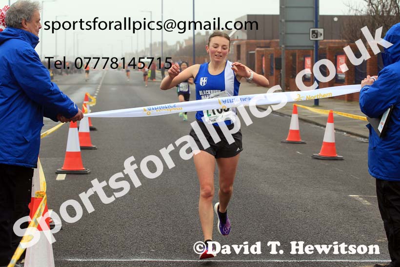 Senior womens 6 Stage 2023 Northern Mens 12 stage and Womens 6 Stage Relays and Young Athletes, Redcar. Photo: David T. Hewitson/Sports for All Pics